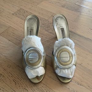 Manolo  Blahnik  women shoes open back heel